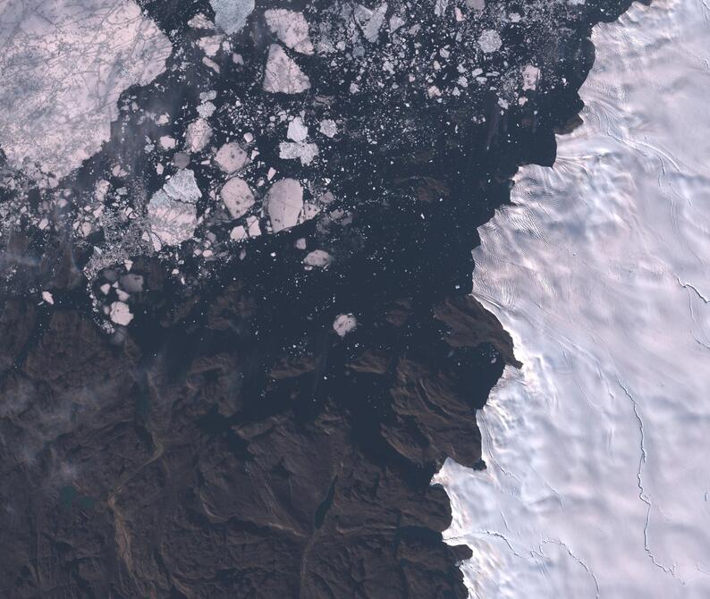 Aerial view of Humboldt Glacier - South