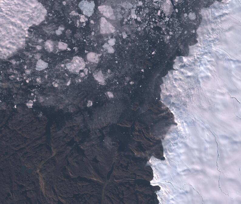 Aerial view of Humboldt Glacier - South