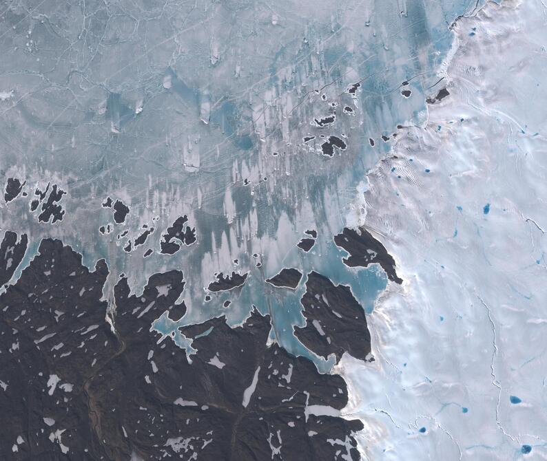 Aerial view of Humboldt Glacier - South