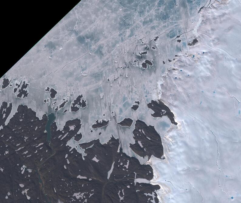 Aerial view of Humboldt Glacier - South