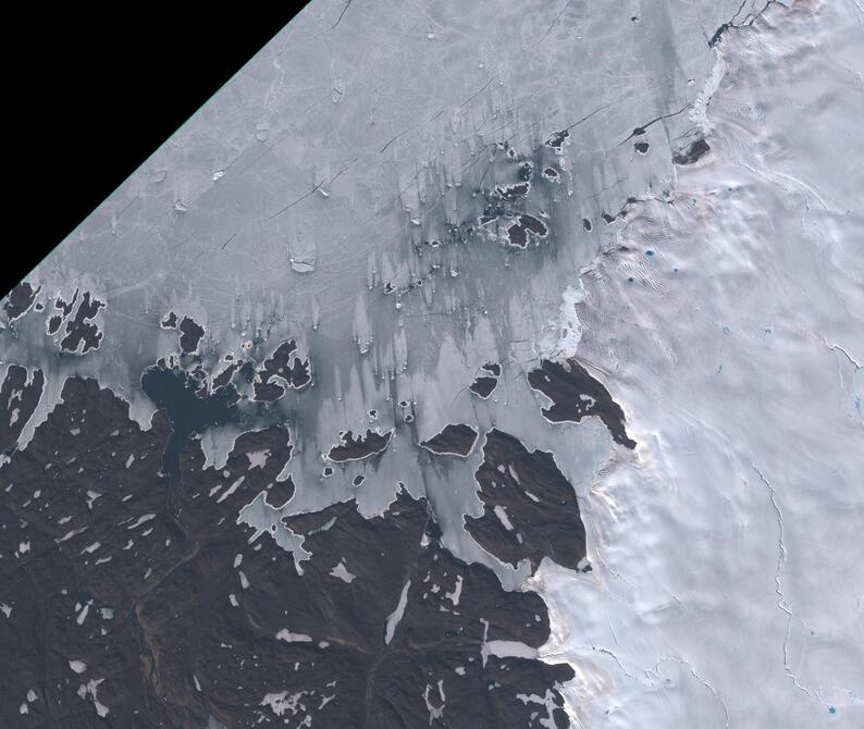 Aerial view of Humboldt Glacier - South