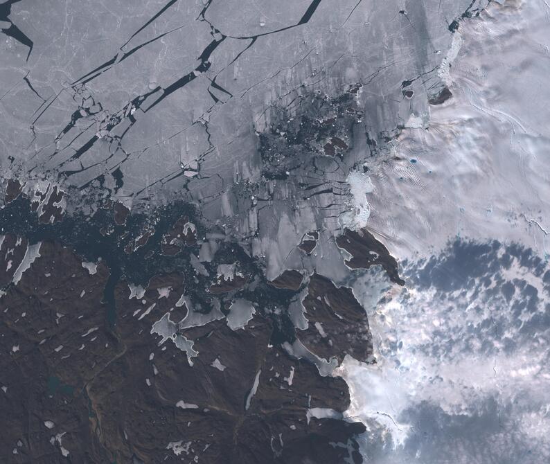 Aerial view of Humboldt Glacier - South