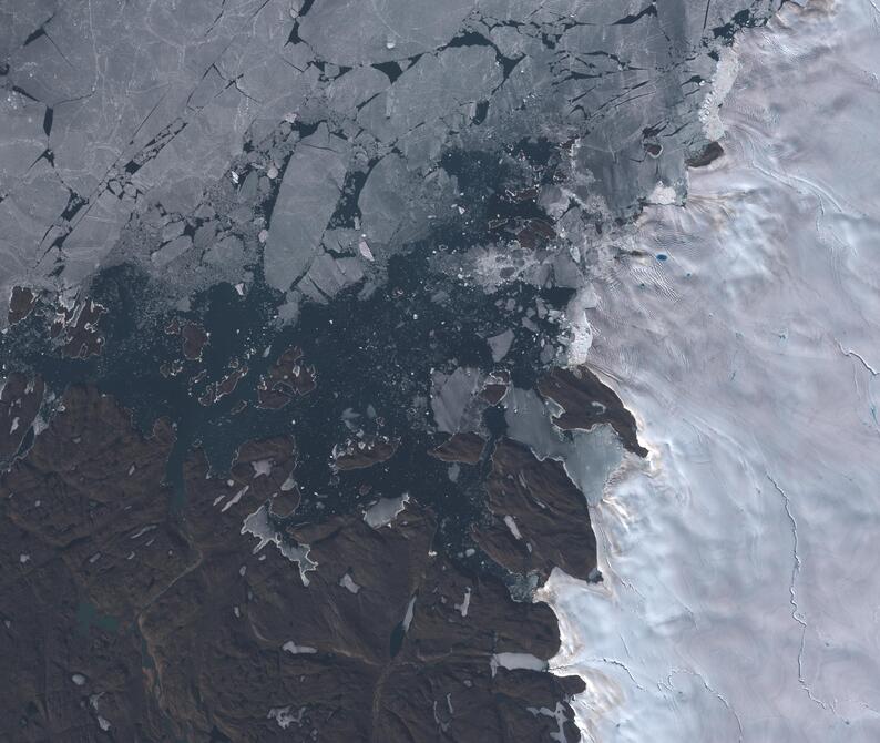 Aerial view of Humboldt Glacier - South