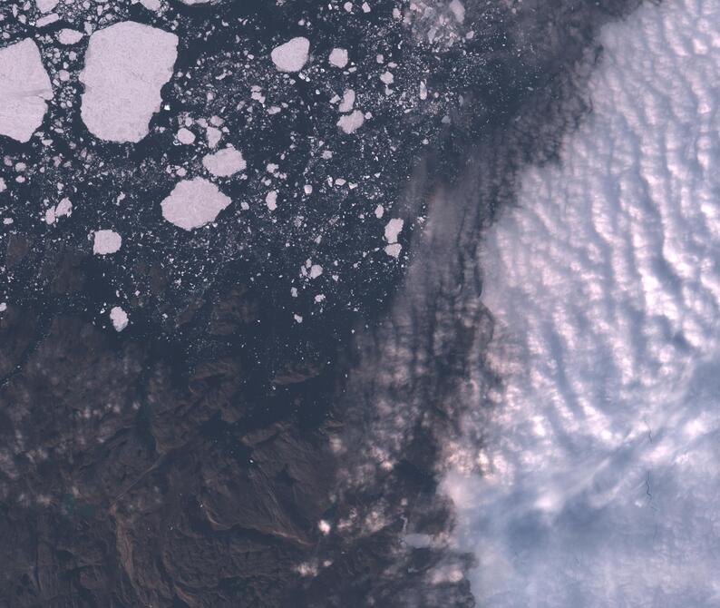 Aerial view of Humboldt Glacier - South