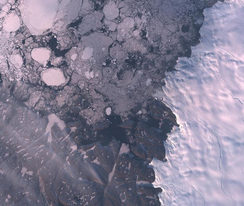 Aerial view of Humboldt Glacier - South