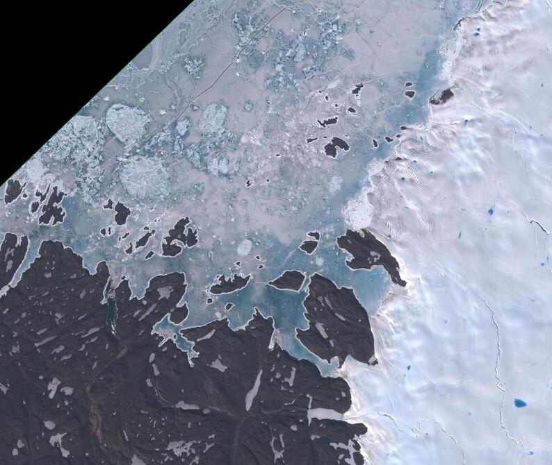 Aerial view of Humboldt Glacier - South