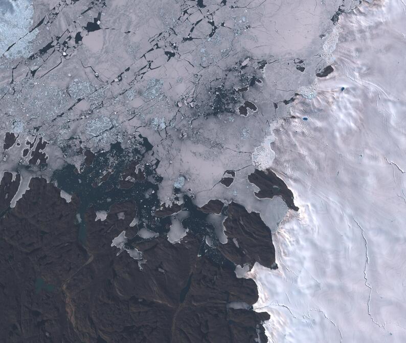 Aerial view of Humboldt Glacier - South