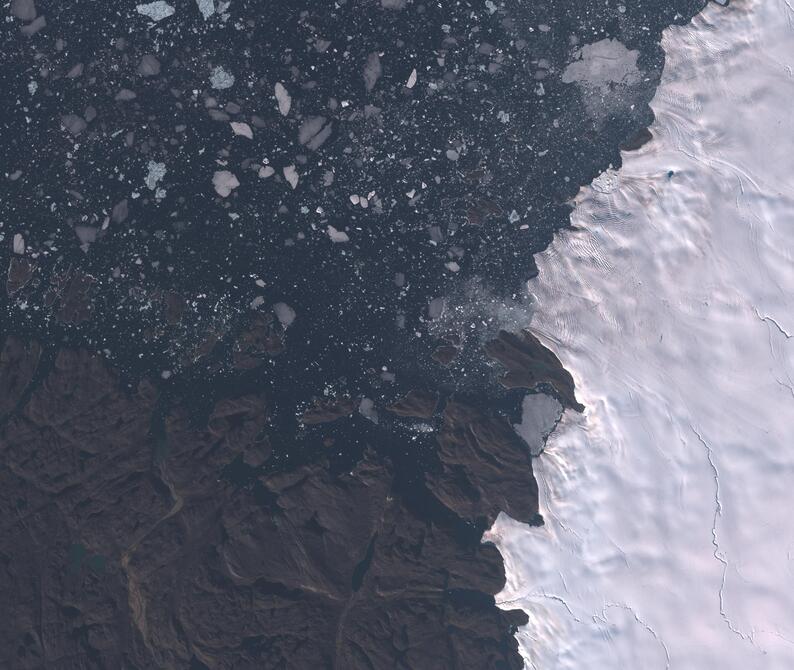 Aerial view of Humboldt Glacier - South