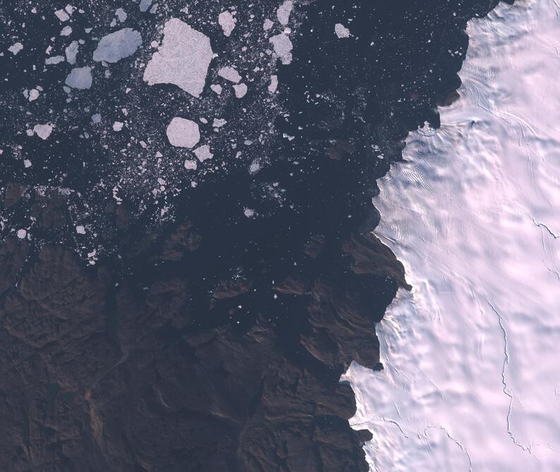 Aerial view of Humboldt Glacier - South