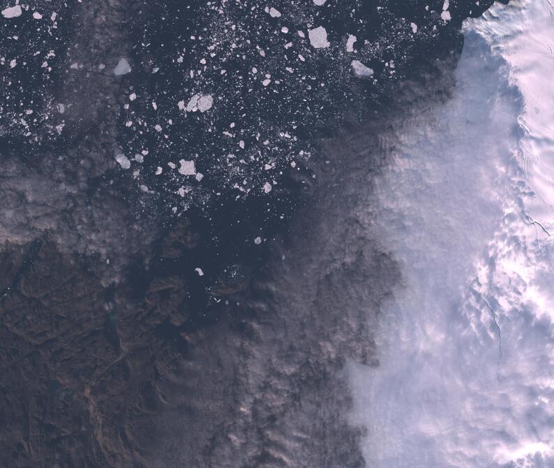 Aerial view of Humboldt Glacier - South
