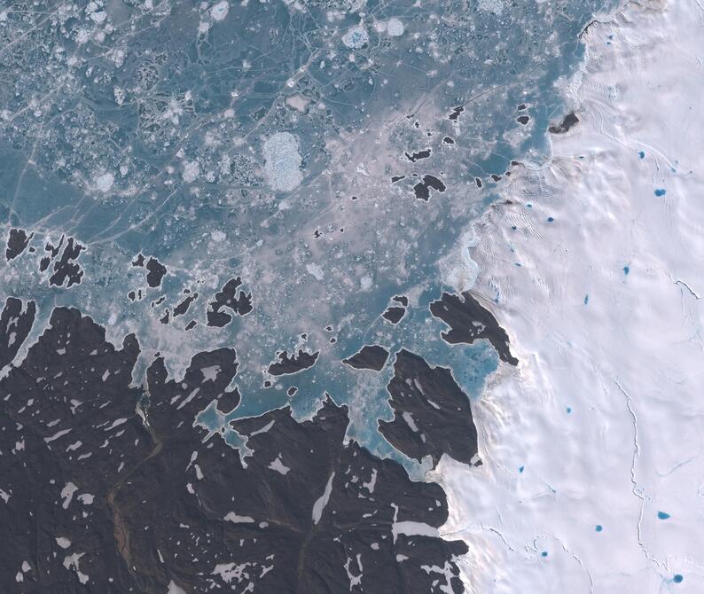 Aerial view of Humboldt Glacier - South