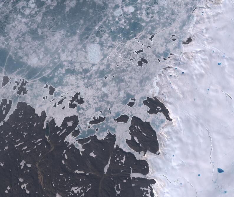 Aerial view of Humboldt Glacier - South