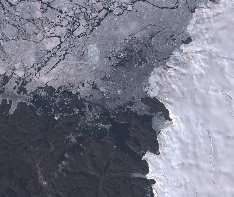Aerial view of Humboldt Glacier - South