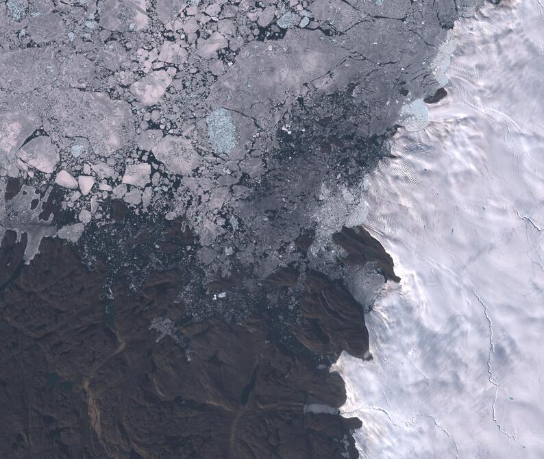 Aerial view of Humboldt Glacier - South