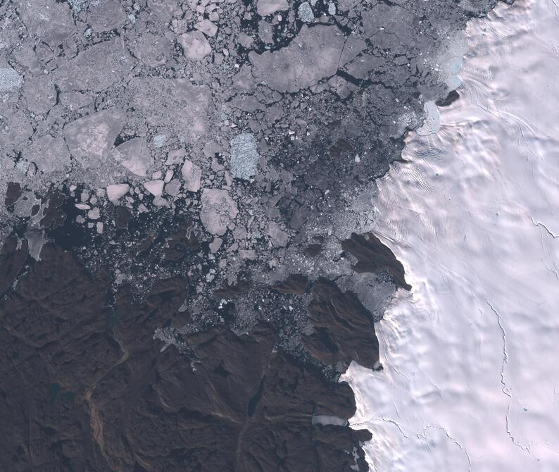 Aerial view of Humboldt Glacier - South