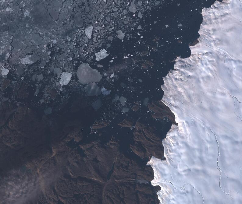 Aerial view of Humboldt Glacier - South