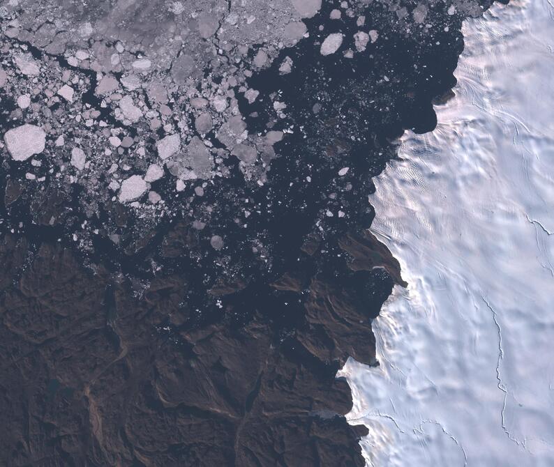Aerial view of Humboldt Glacier - South