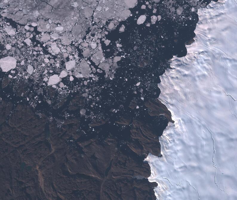 Aerial view of Humboldt Glacier - South