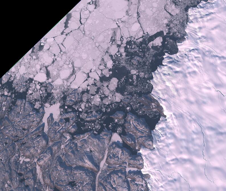 Aerial view of Humboldt Glacier - South