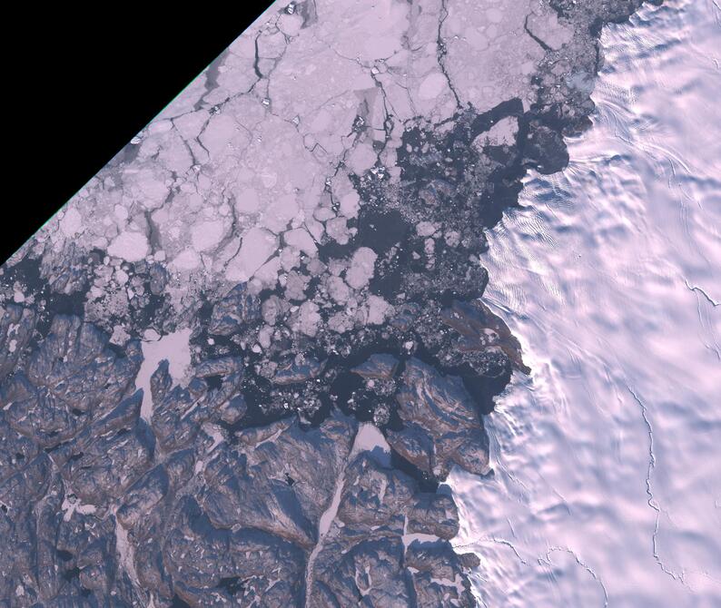 Aerial view of Humboldt Glacier - South