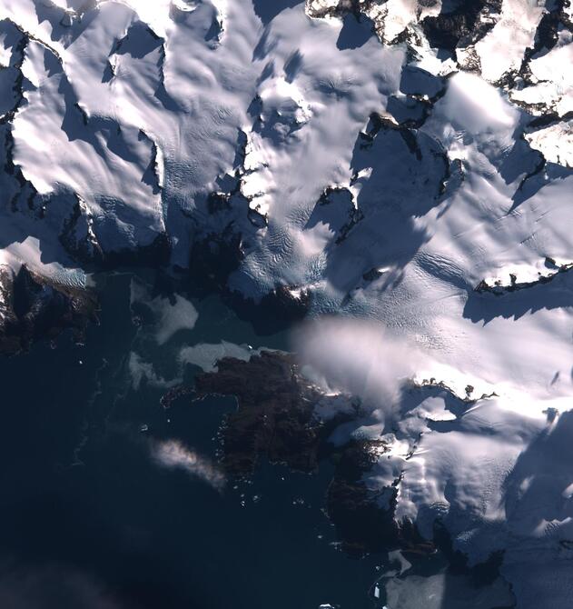 Aerial view of Kjerulf Glacier