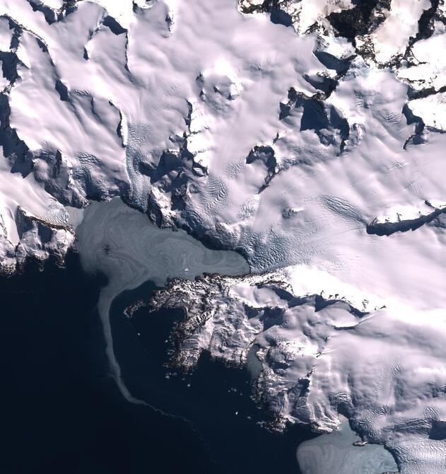 Aerial view of Kjerulf Glacier