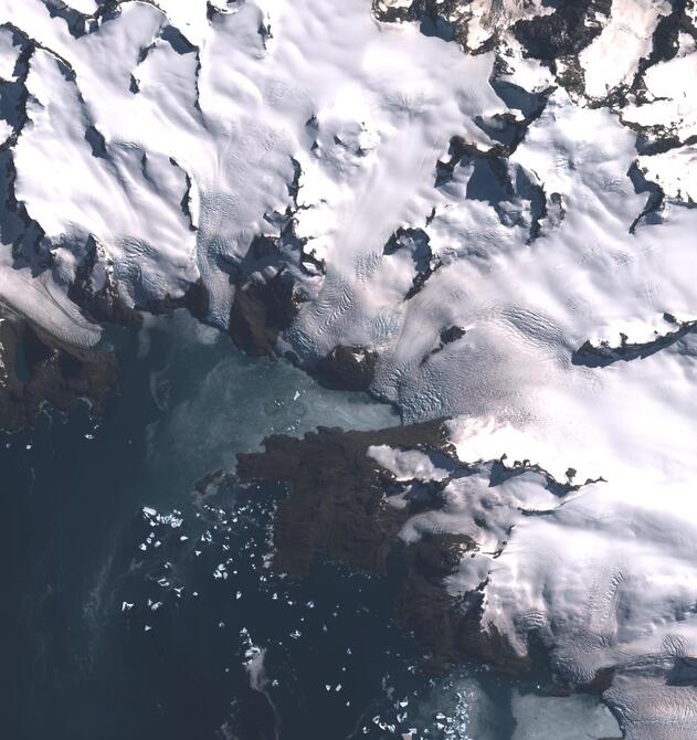 Aerial view of Kjerulf Glacier