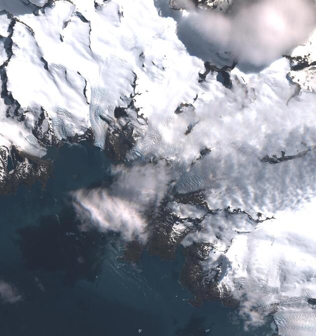 Aerial view of Kjerulf Glacier