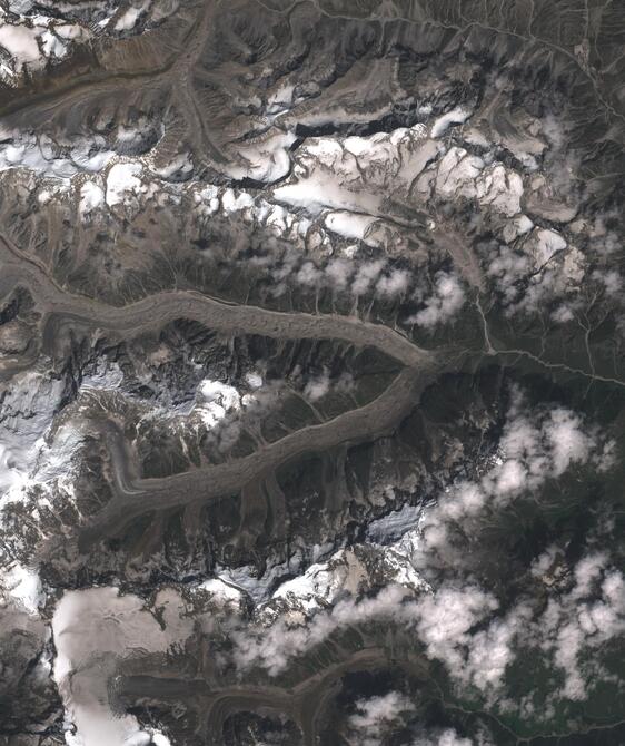 Aerial view of Satopanth Glacier