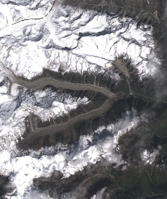 Aerial view of Satopanth Glacier