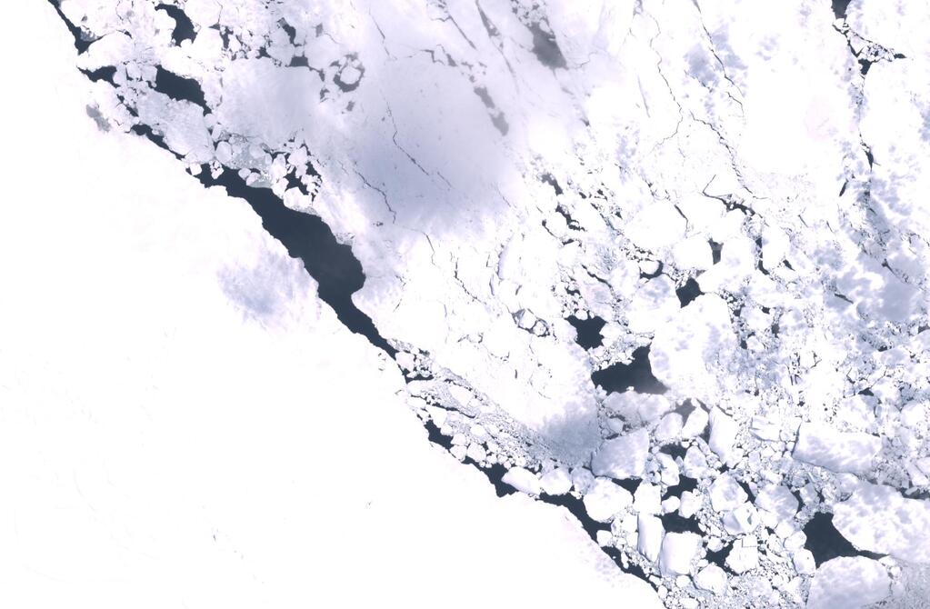 Aerial view of Thwaites Glacier