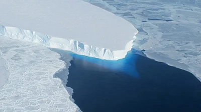 Photograph of Thwaites Glacier